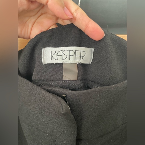 Kasper Black Ankle Pants with Button Detail - Picture 4 of 4